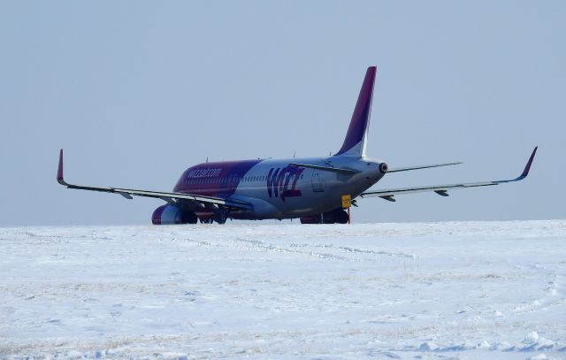 Airbus A320 (HA-LPX) - EPLB