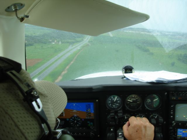 Beechcraft Baron (58) (N7279R)