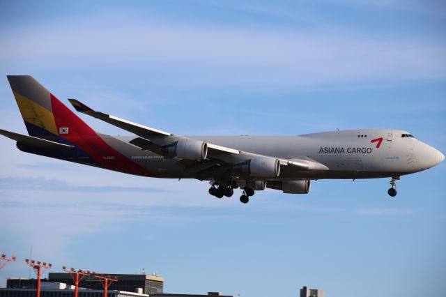 Boeing 747-400 (HL7420)