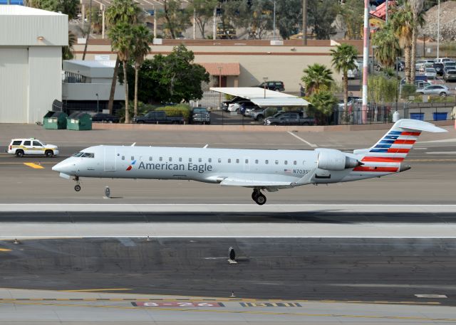 Canadair Regional Jet CRJ-700 (N702SW)