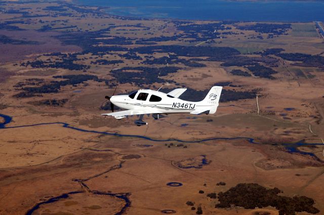 Cirrus SR-22 (N346TJ) - Looks like we are overflying a desert ... But really just central Florida in February.