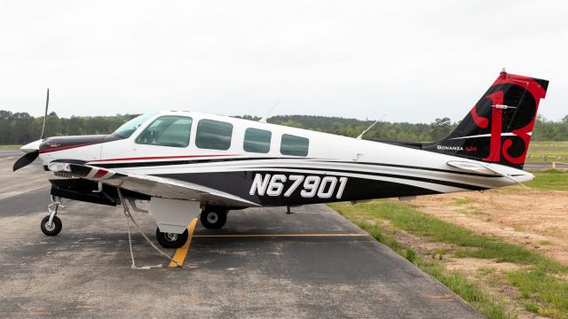 Beechcraft Bonanza (36) (N67901)