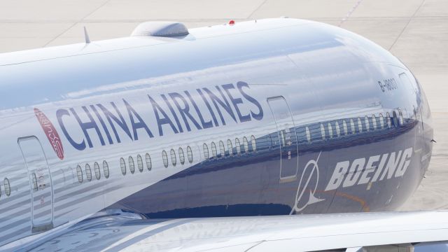 Boeing 777-200 (B-18007) - CHINA AIRLINES & BOEING SPECIAL MARKING