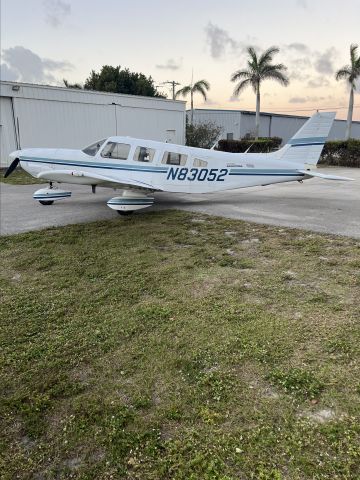 Piper Saratoga (N83052)