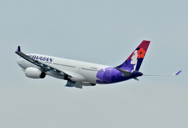 Airbus A330-200 (N932HA)