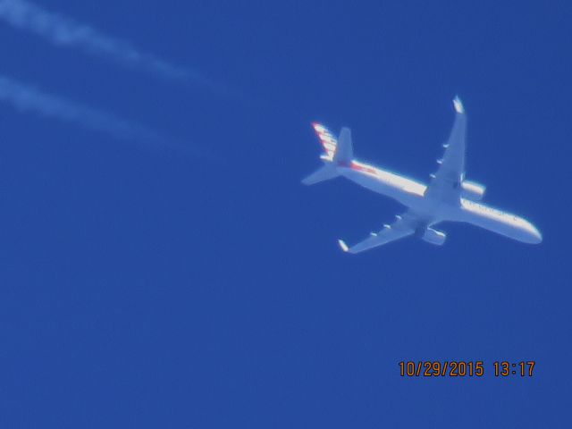 Boeing 757-200 (N940UW)