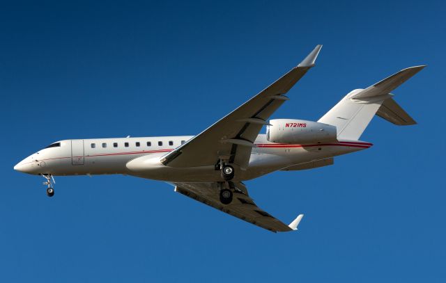 Bombardier Global Express (N721MS)