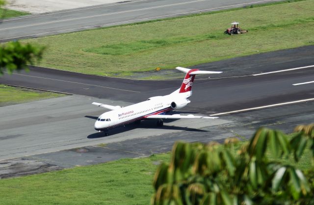 Fokker 100 (HP-1894PST)