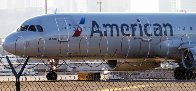 Airbus A321 (N915US)