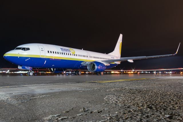 Boeing 737-800 (N732MA) - Full Quality Photo --> a rel=nofollow href=http://www.airliners.net/photo/Miami-Air-International/Boeing-737-81Q/4597441http://www.airliners.net/photo/Miami-Air-International/Boeing-737-81Q/4597441/a