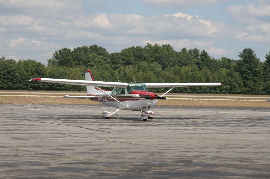 Cessna Skyhawk (N4773G)