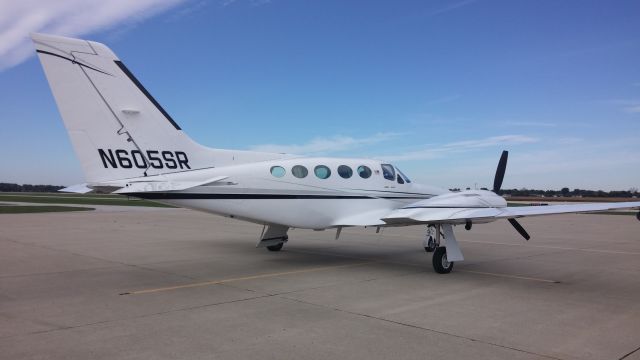 Cessna 421 (N605SR)