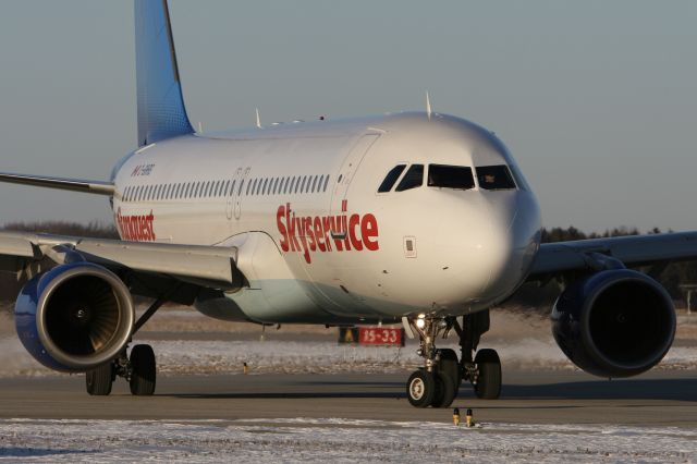 Airbus A320 (C-GHRG) - January 5, 2009 - arrived London Airport