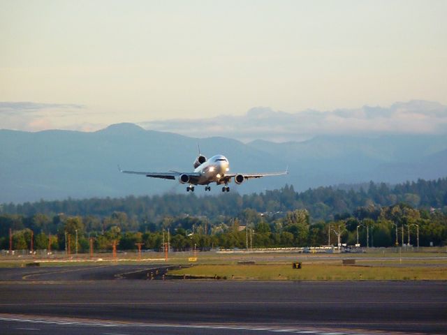 Boeing MD-11 (N521FE)