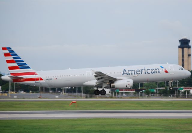 Airbus A321 (N918US) - Arriving 18C - 7/18/15