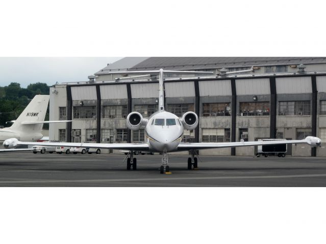 Gulfstream American Gulfstream 2 (N500JW) - A G1159 (Gulfstream II) with tip tanks - quite a rare bird.