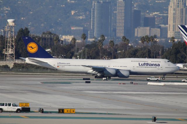 BOEING 747-8 (D-ABYC)