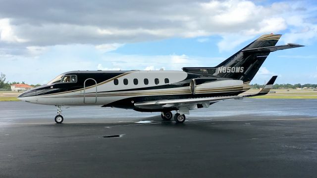 Hawker 800 (N850MS)