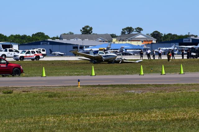 Cessna 310 (N1362G) - S/N 310R0717 Runway 27L Left gear collapse KLAL at Sun n Fun 8APR17