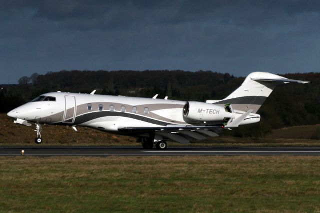 Bombardier Challenger 300 (M-TECH) - Touching down on rwy 26 on 16-Jan-18 arriving from EDDB.