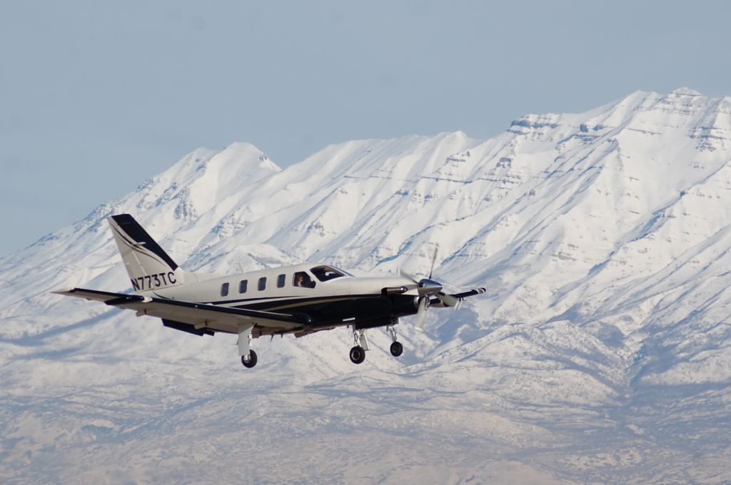 Socata TBM-700 (N773TC)