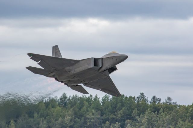 Lockheed F-22 Raptor (AALF09190) - F-22 takes off at Arctic Thunder at Elmendorf AFB, Alaska. July 31, 2016. Tail number 09-190.