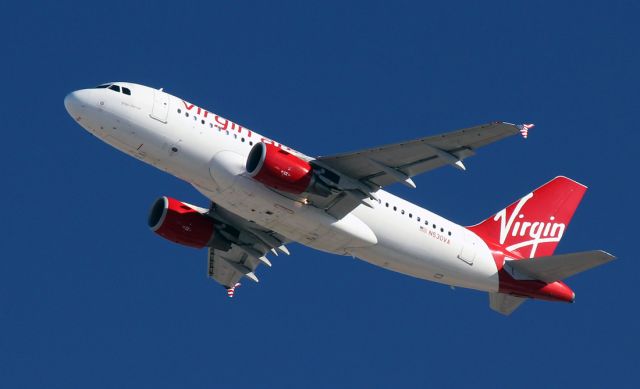 Airbus A319 (N530VA)