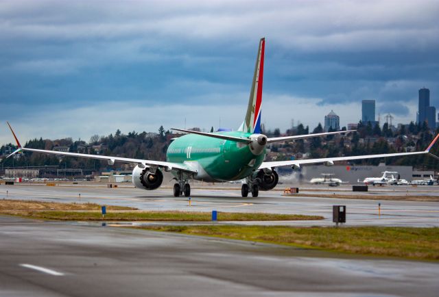 Boeing 737 MAX 8 (N4022A)