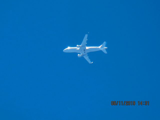 Embraer 170/175 (N649RW)