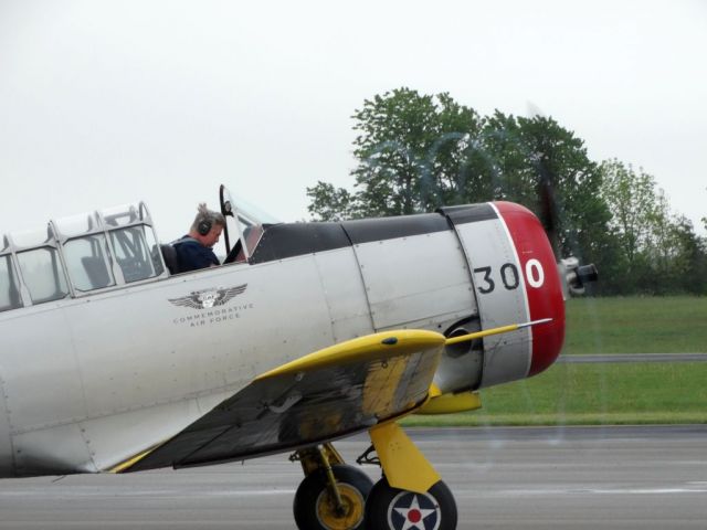 North American T-6 Texan (N224X)