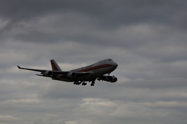 Boeing 747-400 (N402KZ)