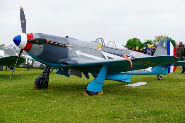 YAKOVLEV Yak-3 (F-AZLY) - Yakovlev Yak-3UA