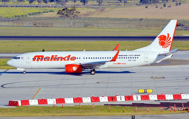 Boeing 737-800 (9M-LNV)