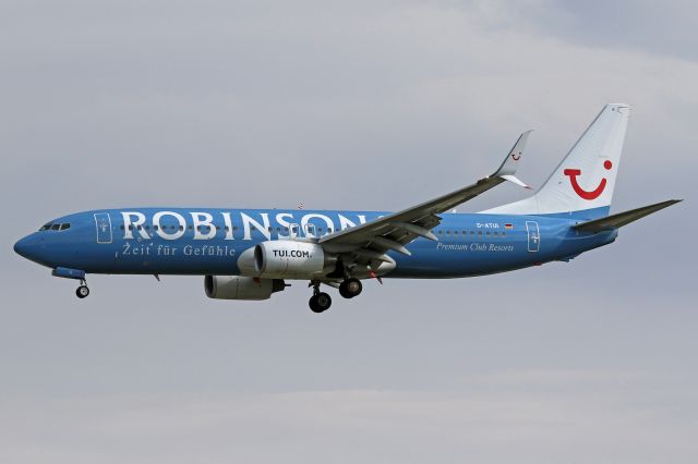 Boeing 737-800 (D-ATUI) - "Robinson Hotels Club Resorts" livery