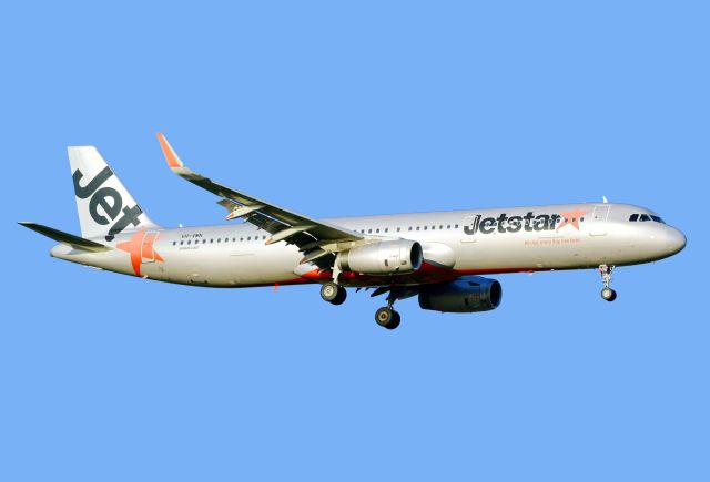 Airbus A321 (VH-VWN)