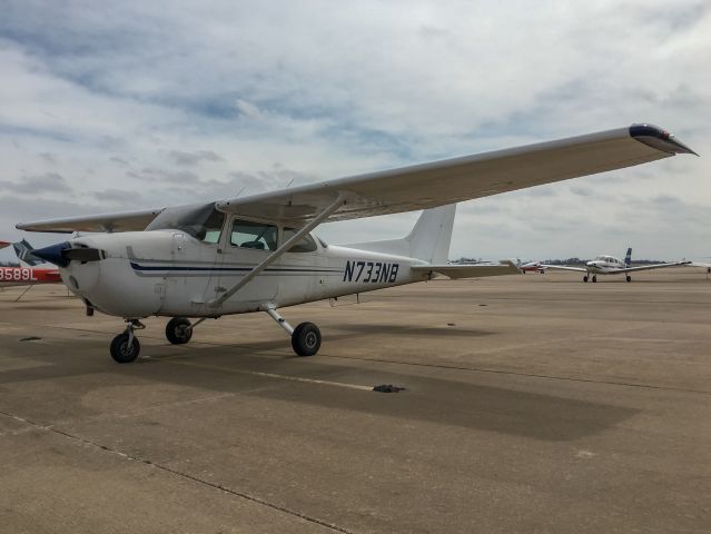 Cessna Skyhawk (N733NB)