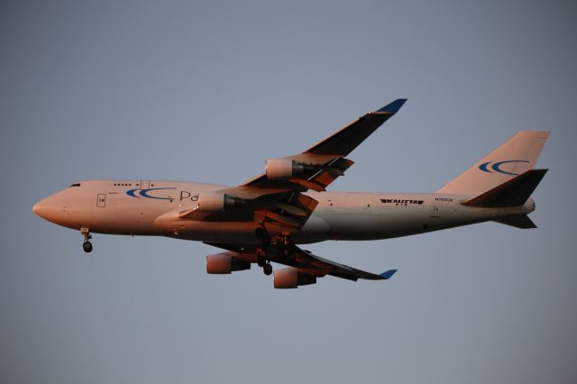 Boeing 747-400 (N703CK)