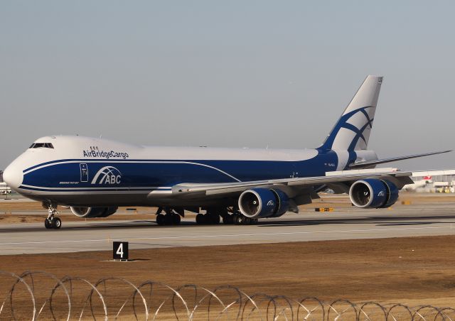 BOEING 747-8 (VQ-BLQ)