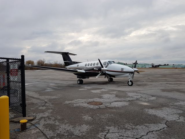 Beechcraft Super King Air 200 (C-FLPA)