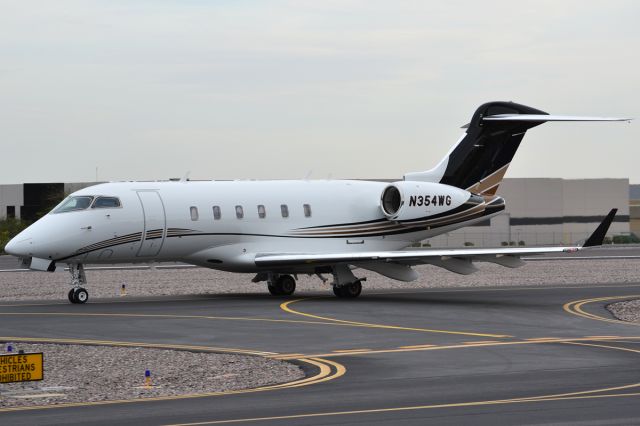 Bombardier Challenger 300 —