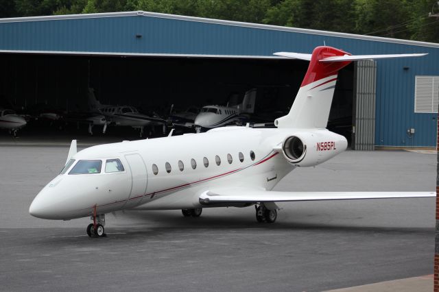 IAI Gulfstream G280 (N585PL)