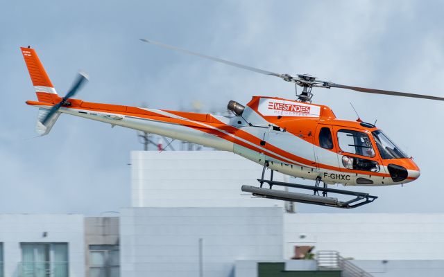 Eurocopter AS-350 AStar (F-GHXC)