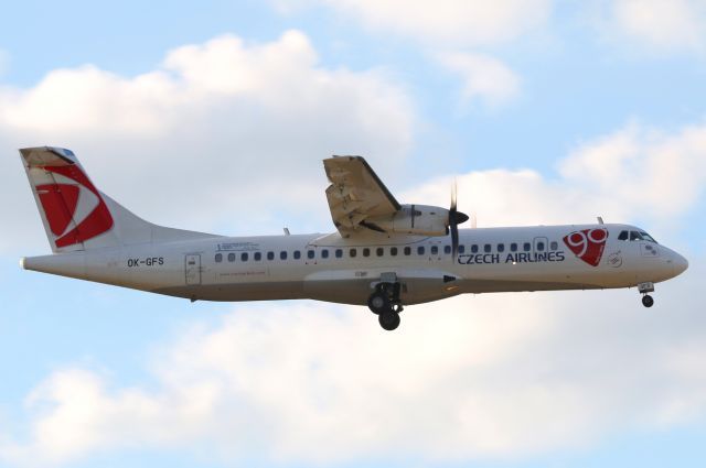 ATR ATR-72 (OK-GFS)