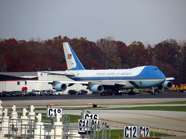 Boeing 747-200 (N29000)