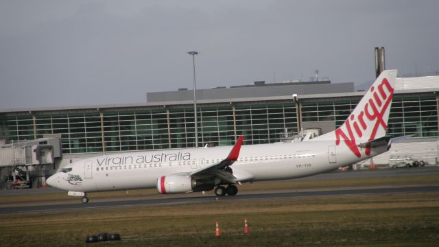 Boeing 737-800 (VH-YIR)