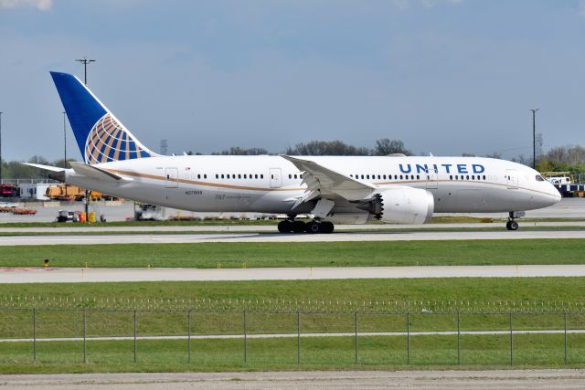 Boeing 787-8 (N27908) - Rolling out 23-L on 04-17-21 doing charter flight.