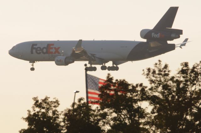 Boeing MD-11 (N631FE)