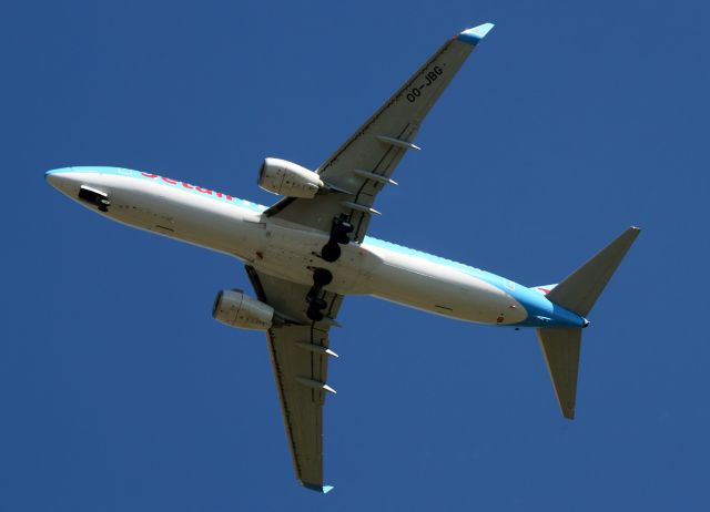 Boeing 737-800 (OO-JBG)