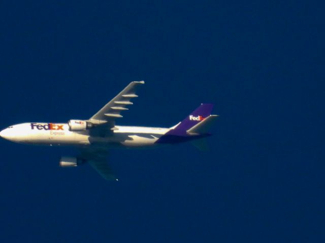Airbus A300F4-600 (N687FD)
