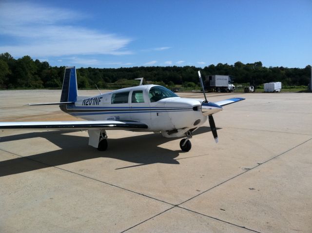 Mooney M-20 (N201NF)